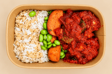 Beef meatballs in pomororo sauce 3, 50gram meatballs  white and brow rice 100g roasted carrots & green beans 80g