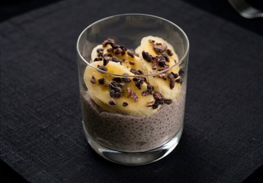 Chocolate–Banana Chia Pudding